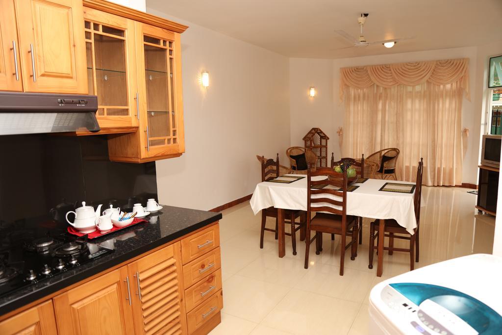 Glory Homestay Канді Номер фото